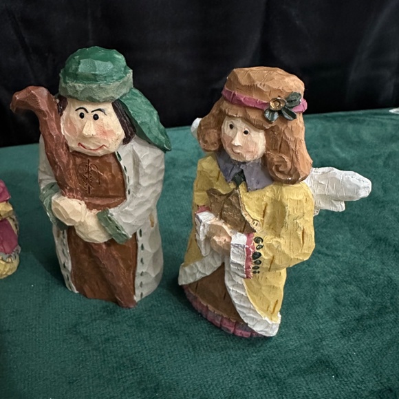 Midwest of Cannon, 6 piece Nativity Set - Picture 4 of 5